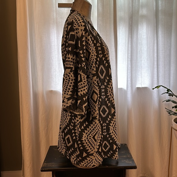 H&M Oversized Cardi - Picture 3 of 7